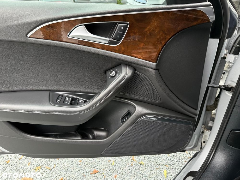 Audi A6 Allroad - 12