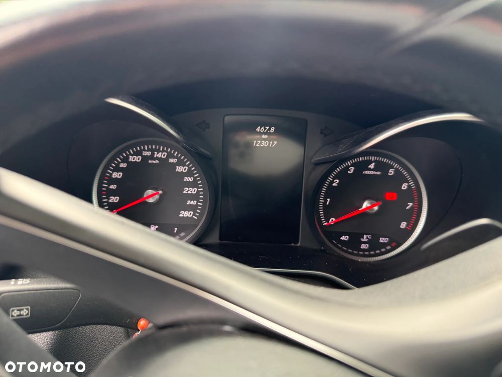 Mercedes-Benz Klasa C 200 4-Matic 7G-TRONIC - 10