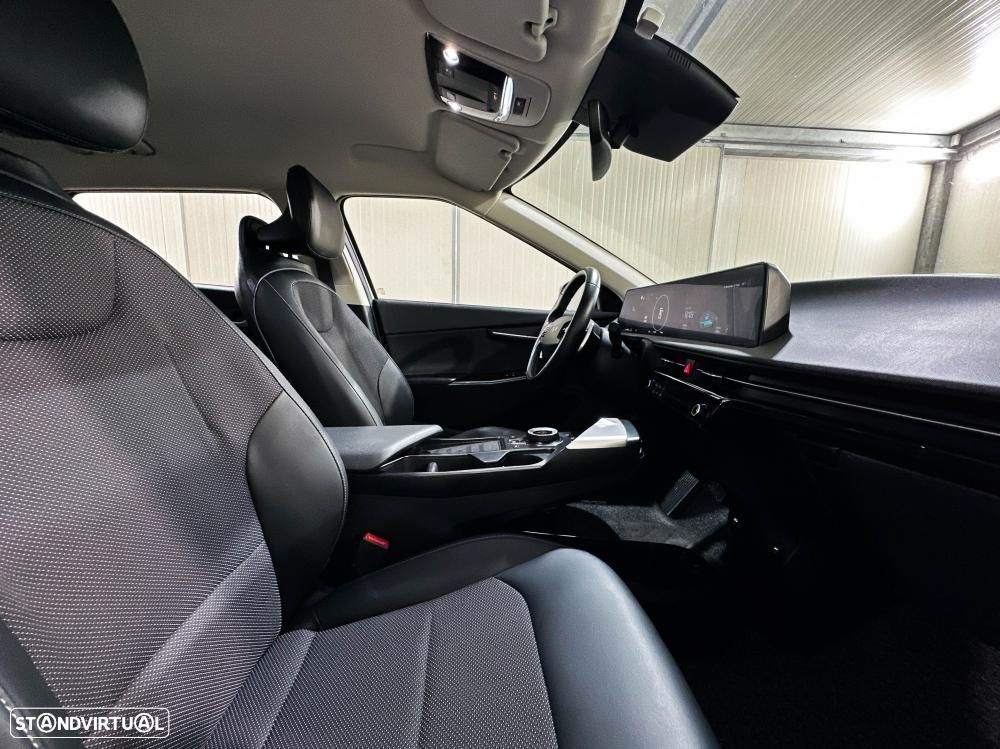 Kia EV6 77.4 kWh Tech - 29