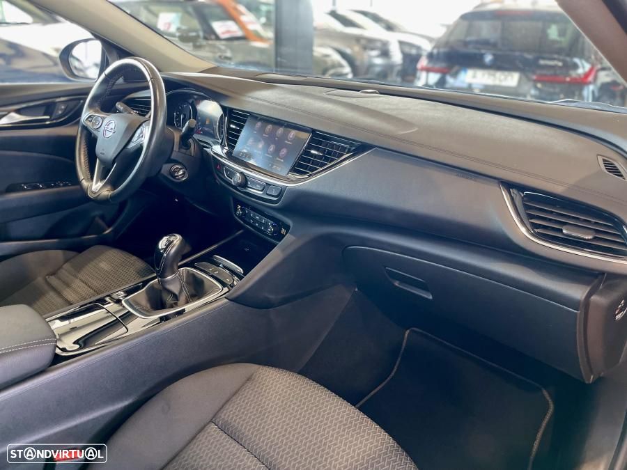 Opel Insignia Grand Sport 1.5 D Business Edition - 25