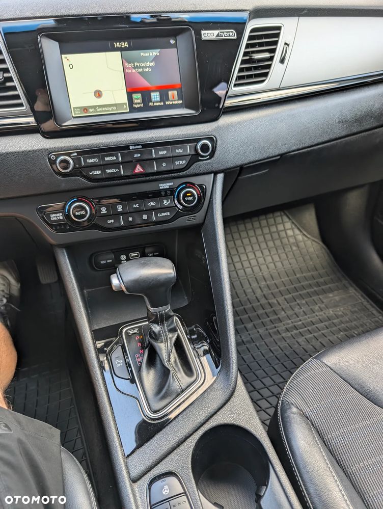 Kia Niro 1.6 GDI Hybrid L - 3