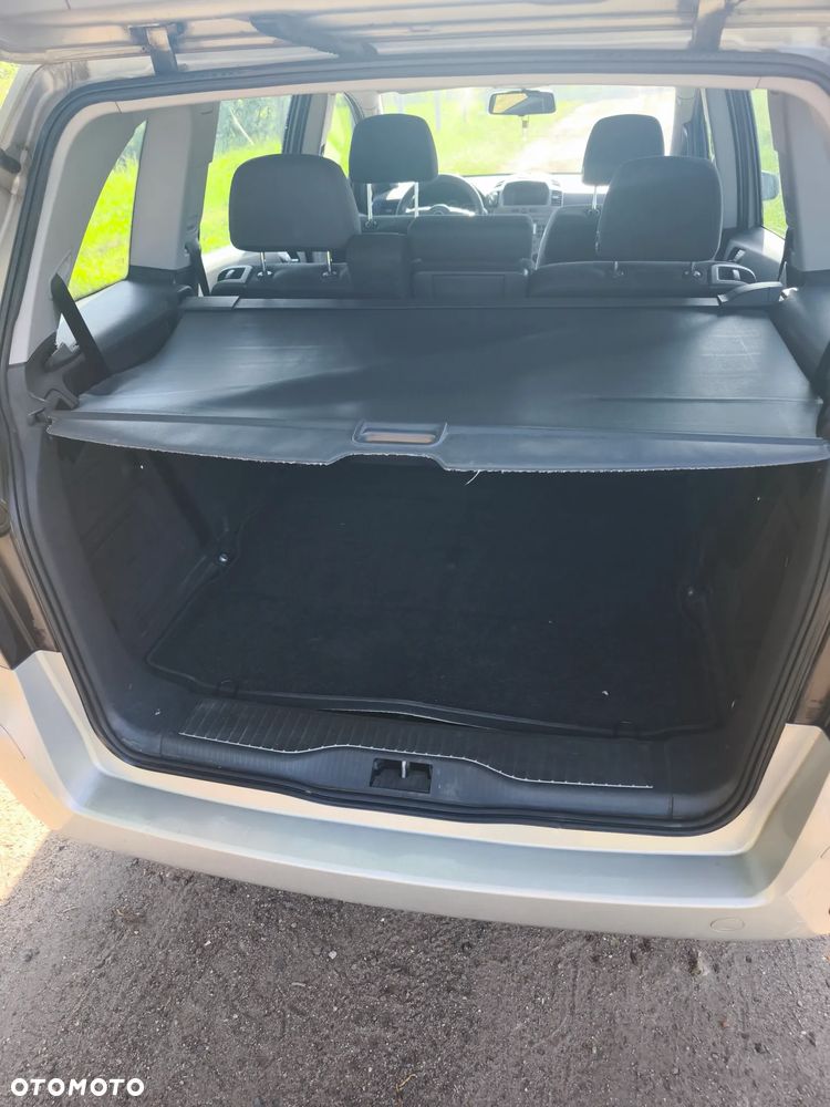 Opel Zafira 1.9 CDTI Essentia - 6