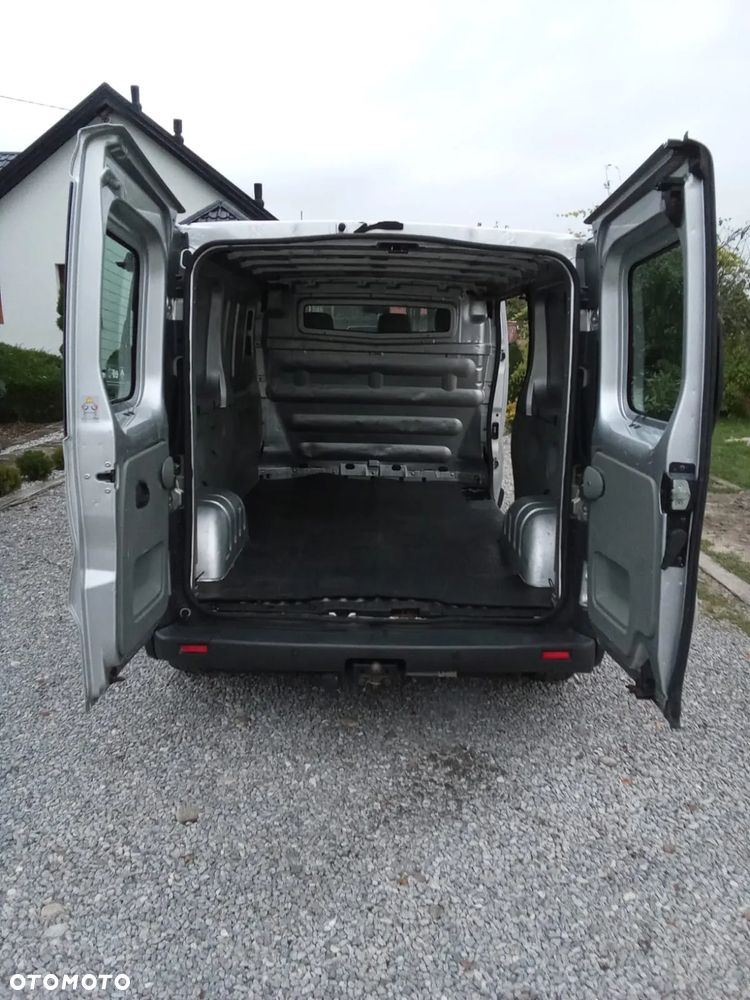 Opel Vivaro - 16