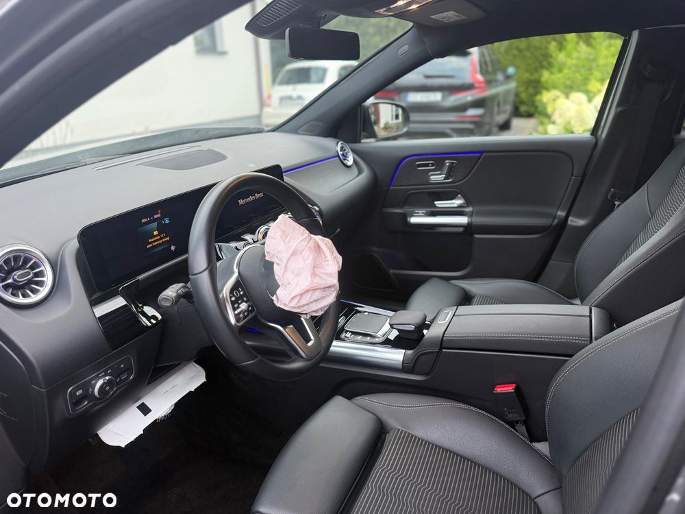 Mercedes-Benz GLA 200 d 4Matic 8G-DCT Progressive - 12