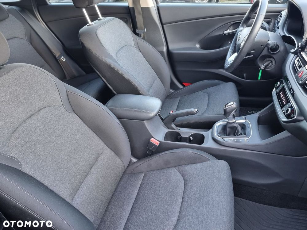 Hyundai i30 1.5 T-GDI 48V Smart - 21