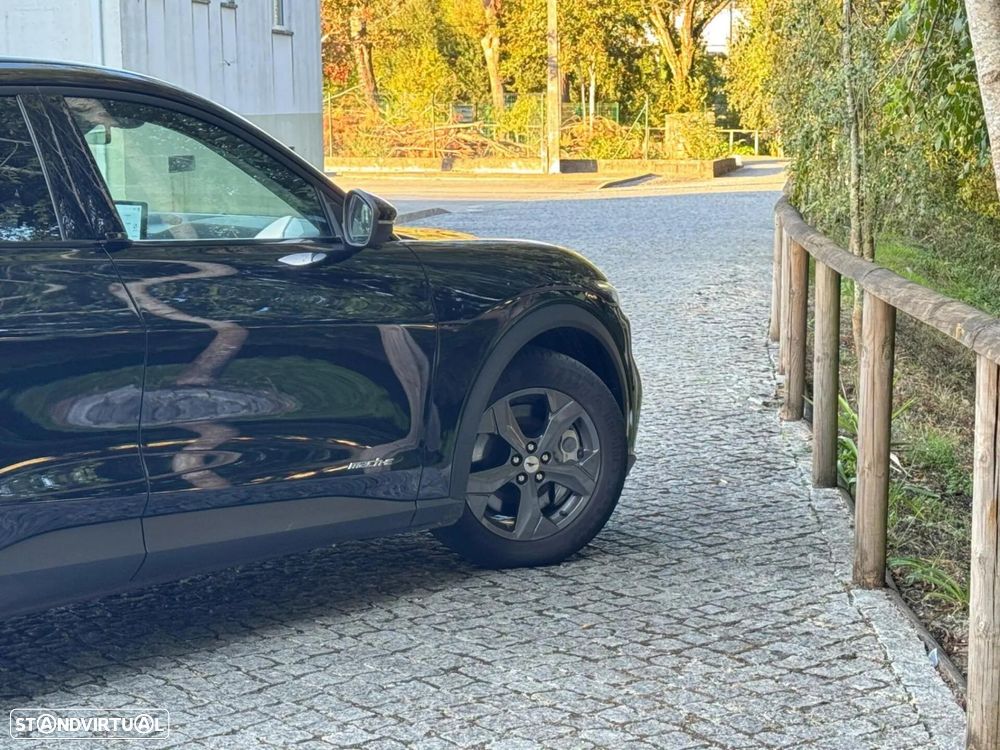 Ford Mustang Mach-E 75.7 kWh Base - 7