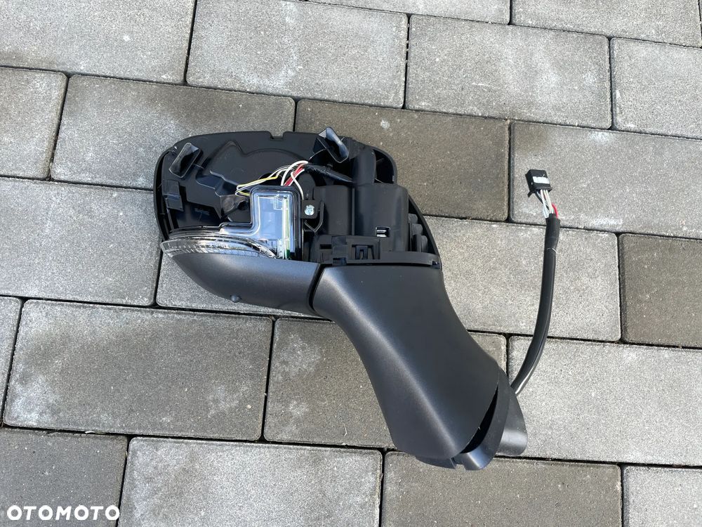 LUSTERKO PRAWE RENAULT CLIO IV LIFT  2016-- NOWE 9pin - 2