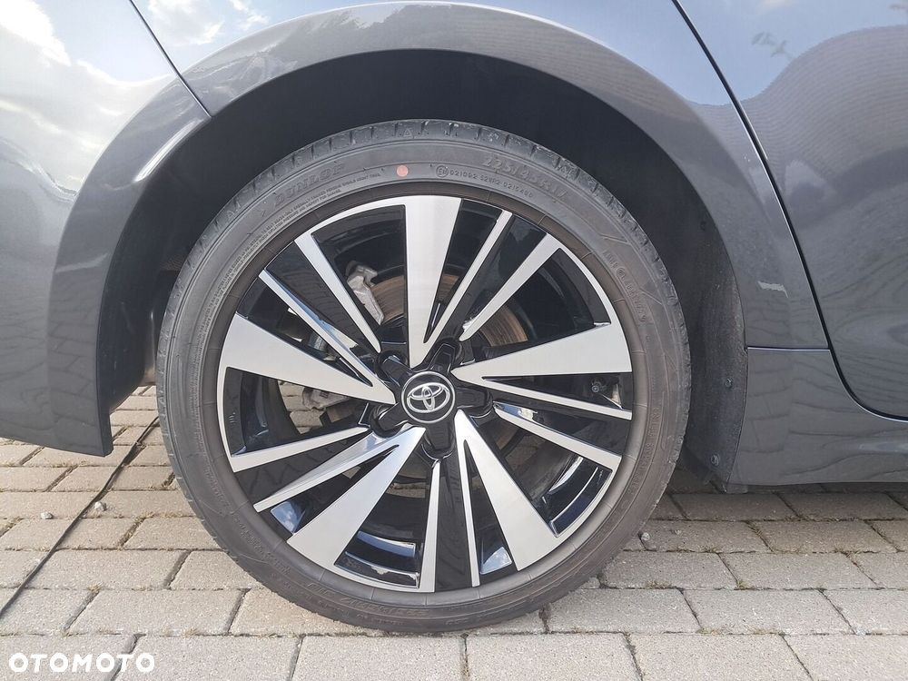 Toyota Corolla 1.8 Hybrid Style - 22