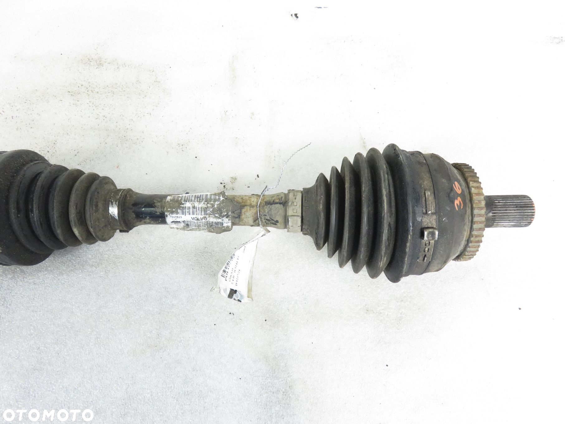 PÓŁOŚ PRAWA PRZEDNIA VOLVO S60 I 2.4 D - 4