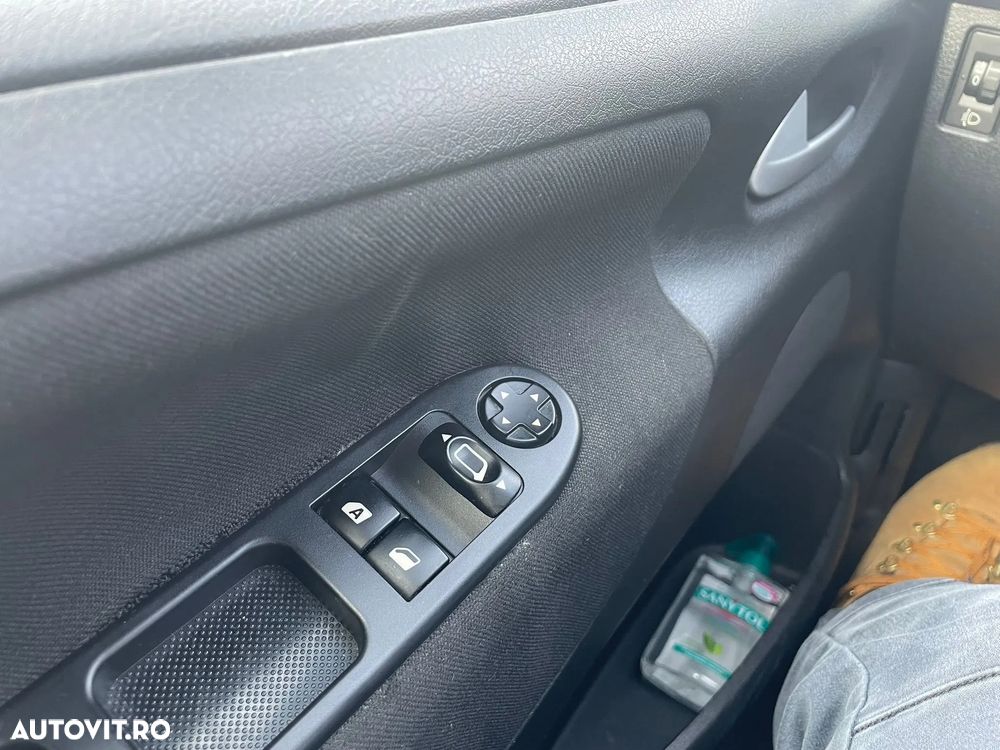 Peugeot 207 1.4E 16V Trendy - 10