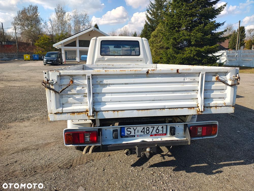 Volkswagen Transporter - 3