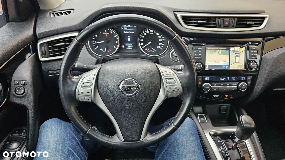 Nissan Qashqai 1.2 DIG-T Xtronic TEKNA - 32
