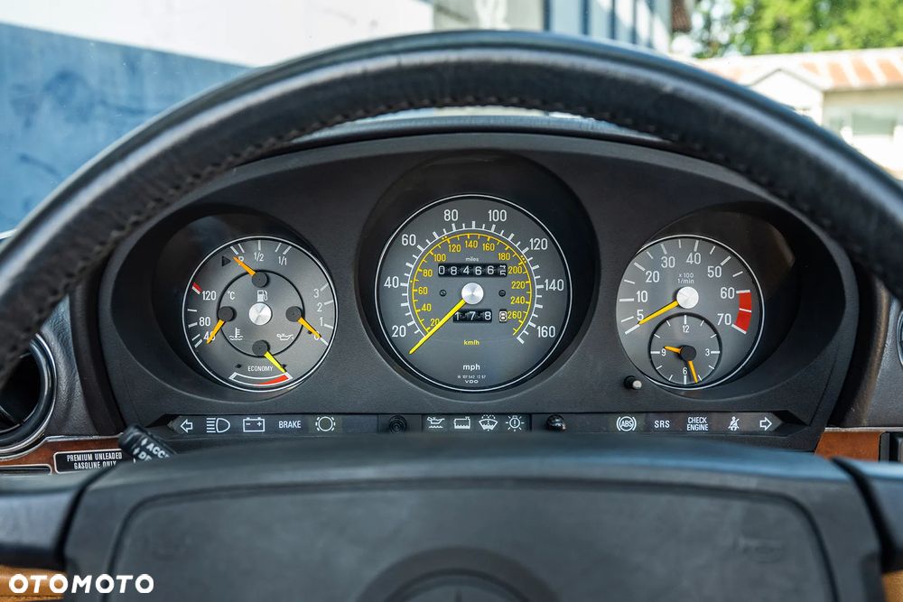 Mercedes-Benz SL - 28