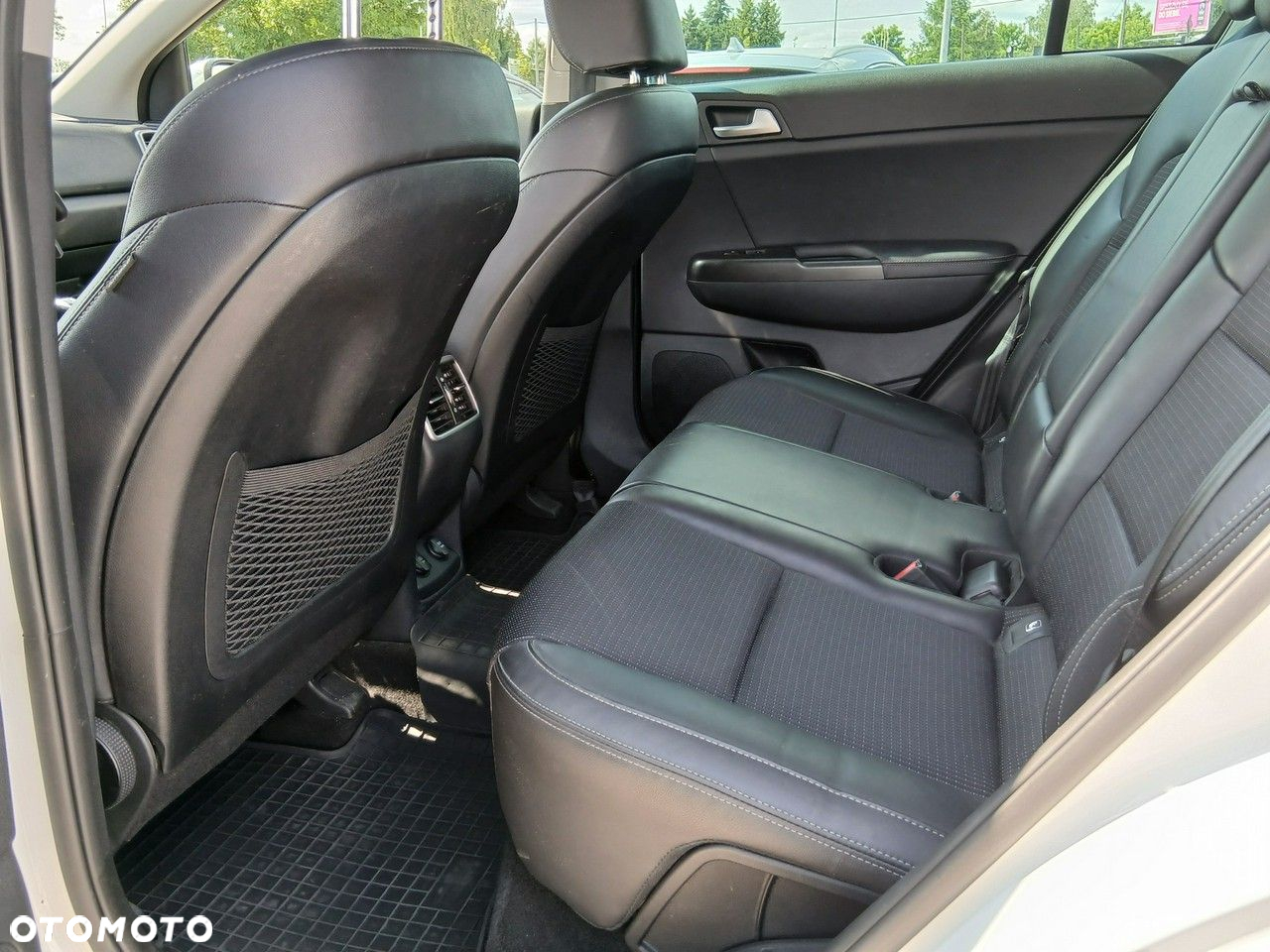 Kia Sportage - 14
