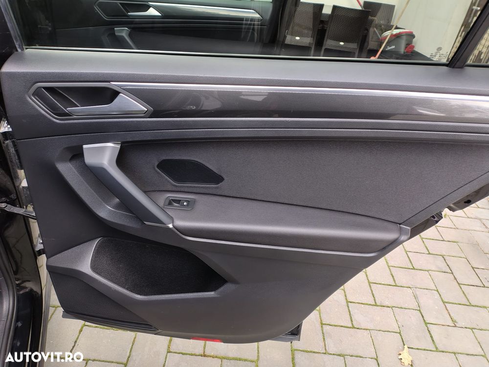 Volkswagen Tiguan - 24