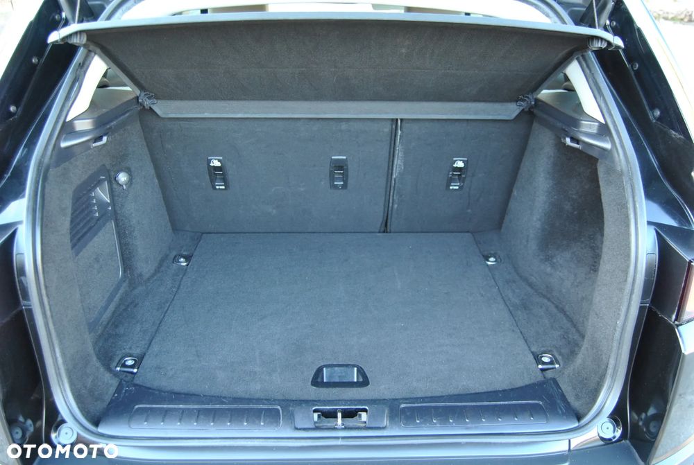 Land Rover Range Rover Evoque D150 R-Dynamic SE - 33