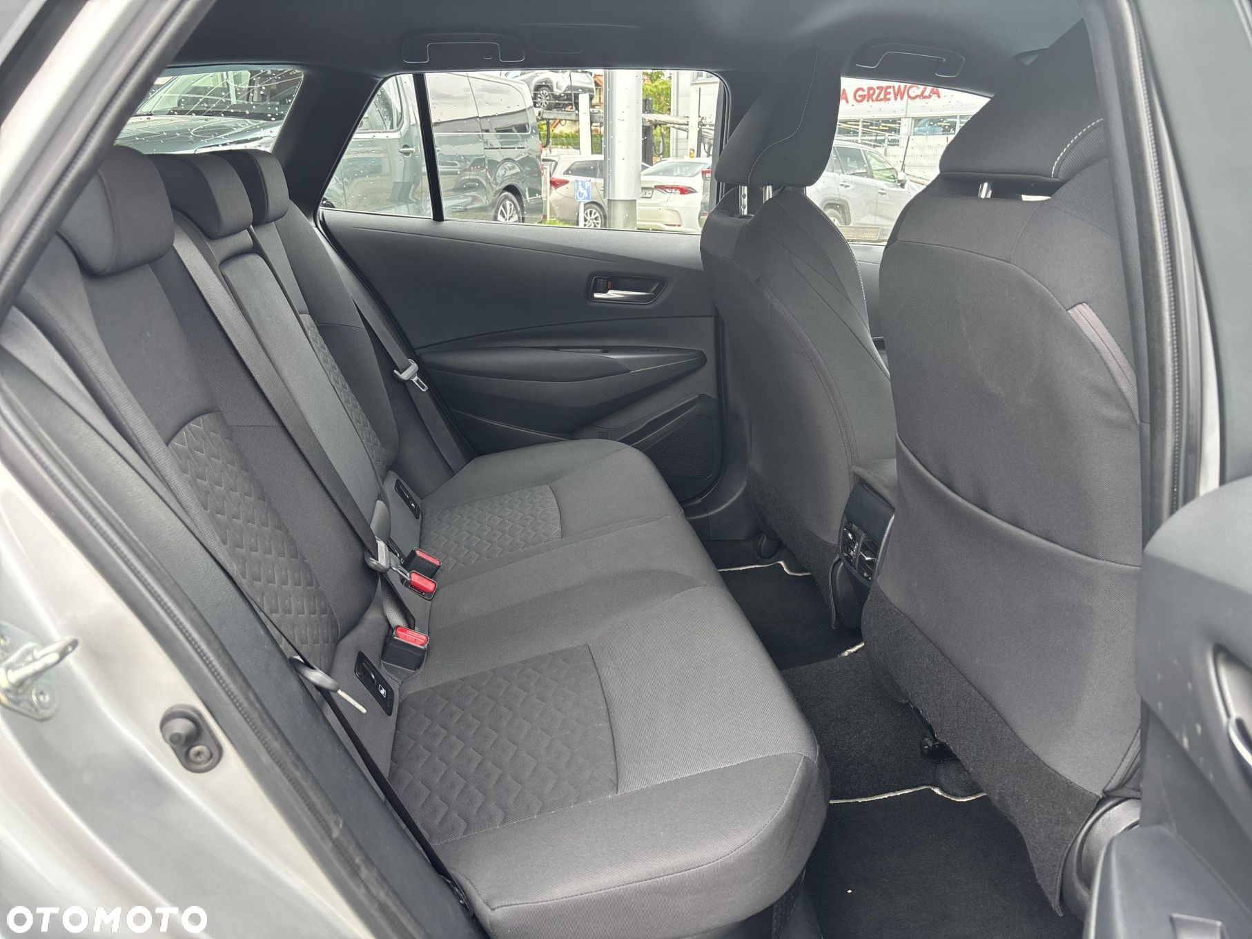 Toyota Corolla - 10