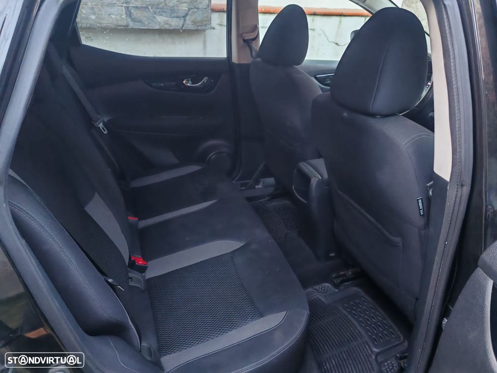 Nissan Qashqai 1.5 dCi TEKNA+ - 10