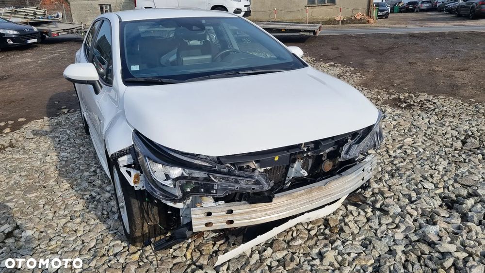 Toyota Corolla 1.8 Comfort - 4