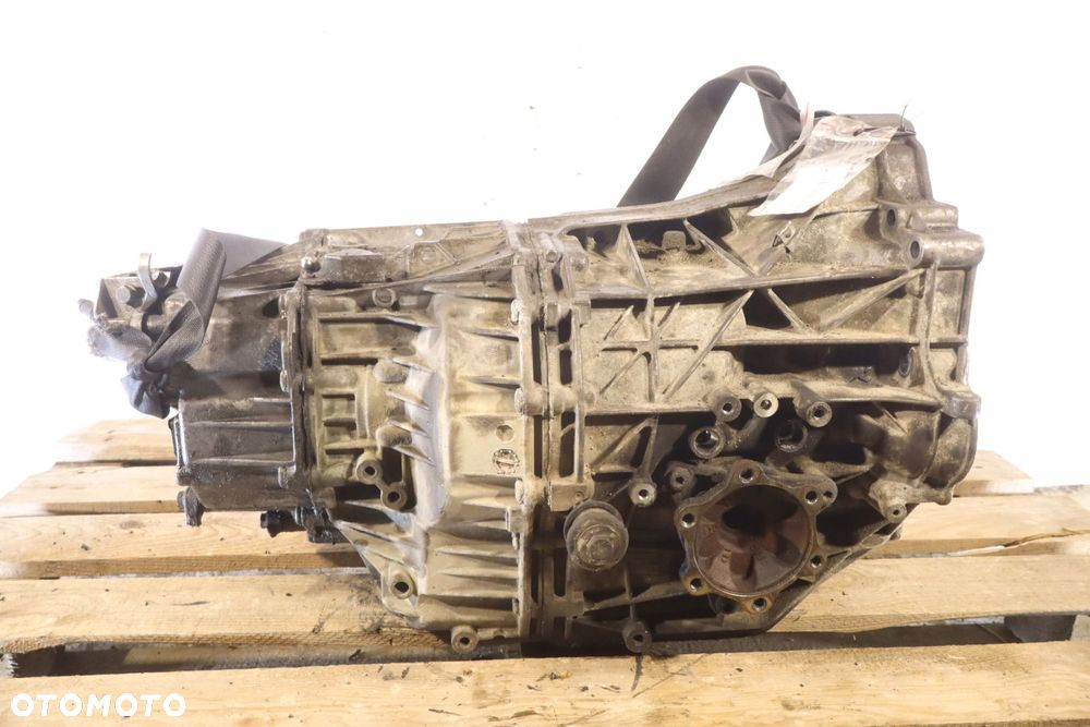 SKRZYNIA BIEGÓW AUTOMAT  AUDI A6 C6 2.4 GAC - 4