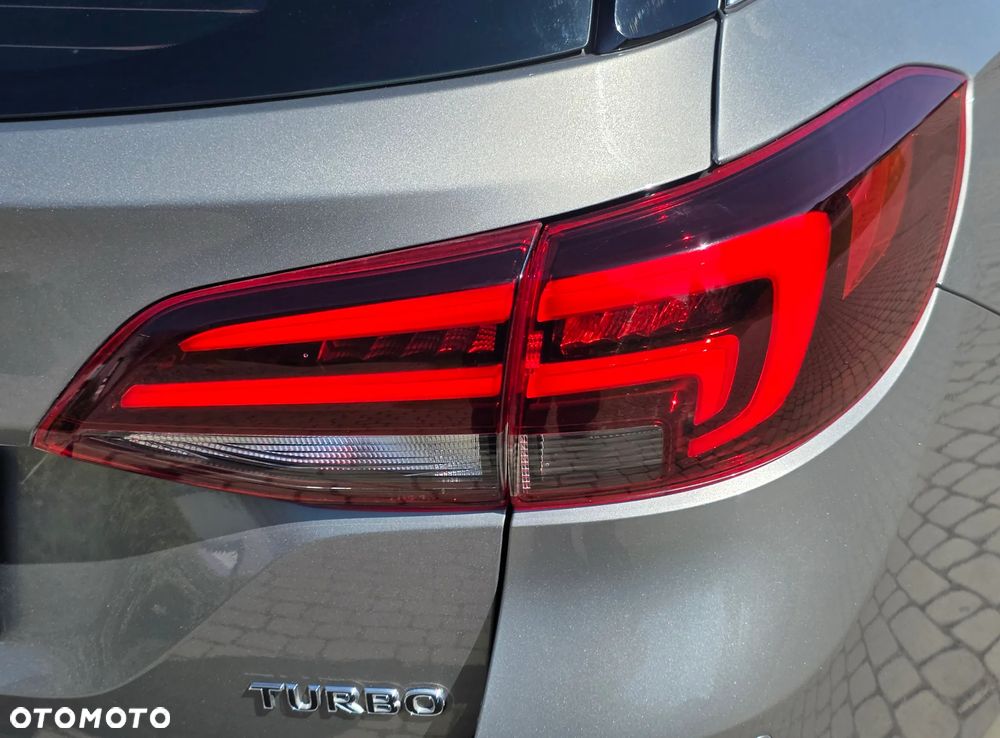 Opel Astra 1.4 Turbo Innovation - 31