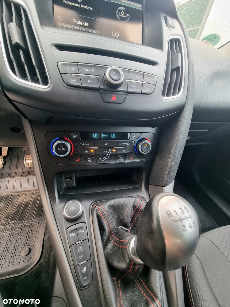 Ford Focus - 15
