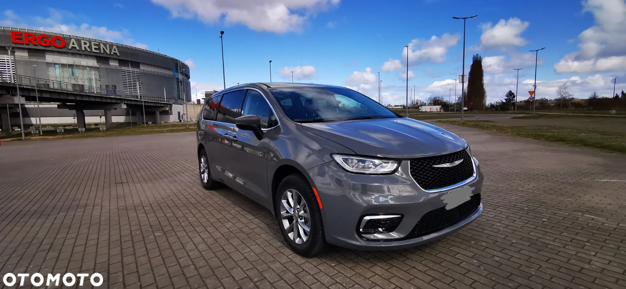 Chrysler Pacifica - 3