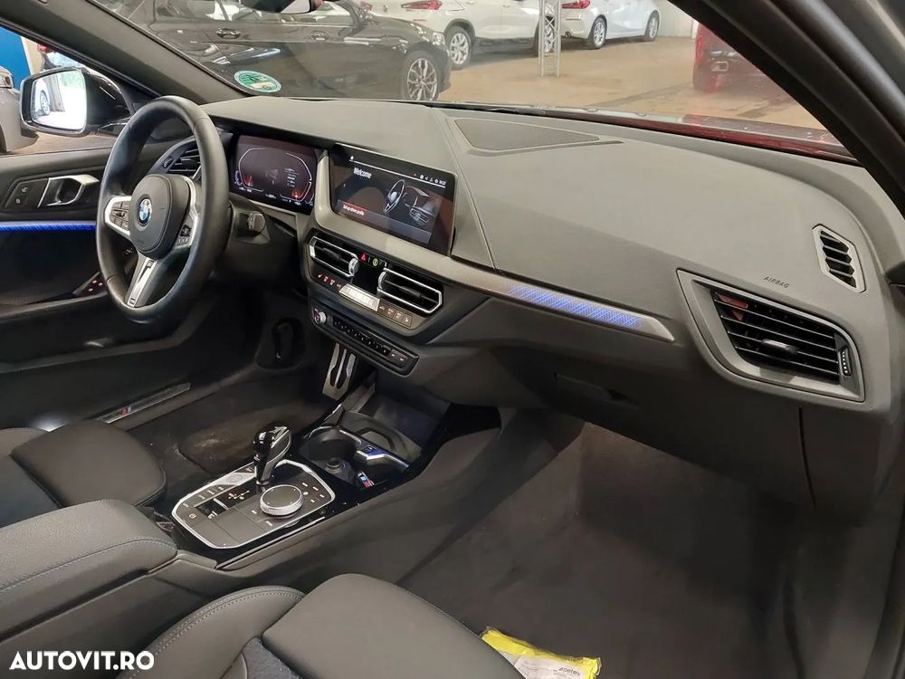 BMW Seria 1 120d Aut. M Sport - 12