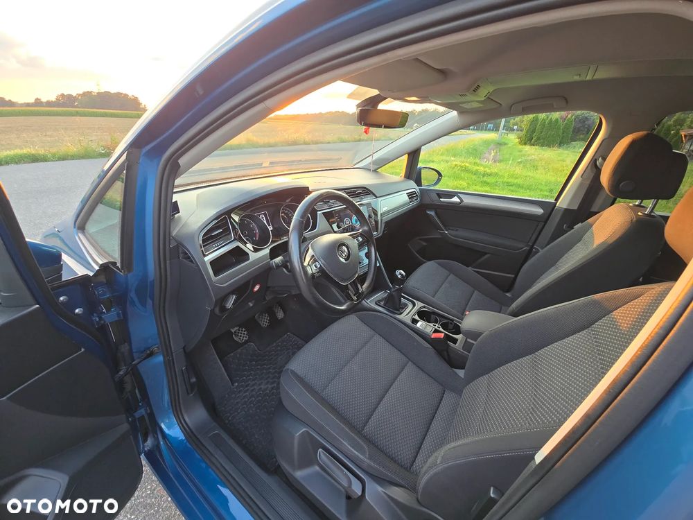 Volkswagen Touran 1.4 TSI BMT Comfortline - 13