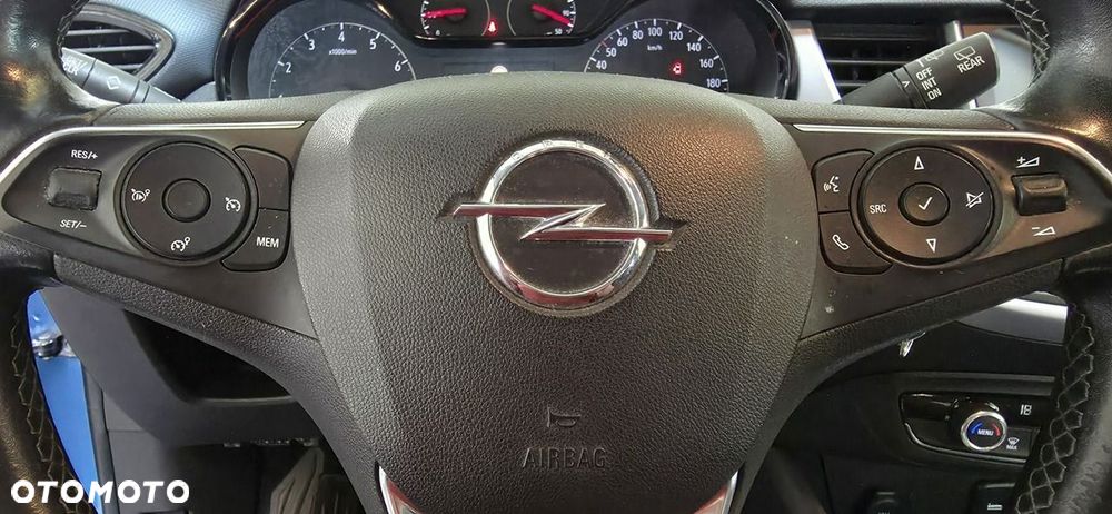 Opel Crossland X - 21