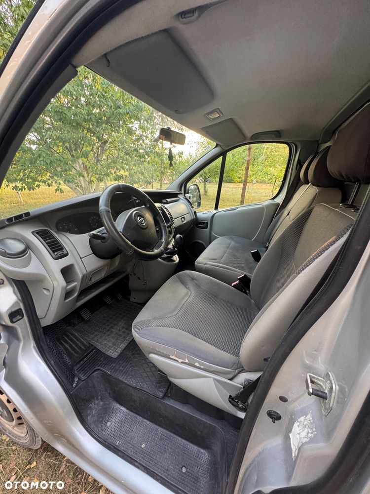 Opel Vivaro - 13