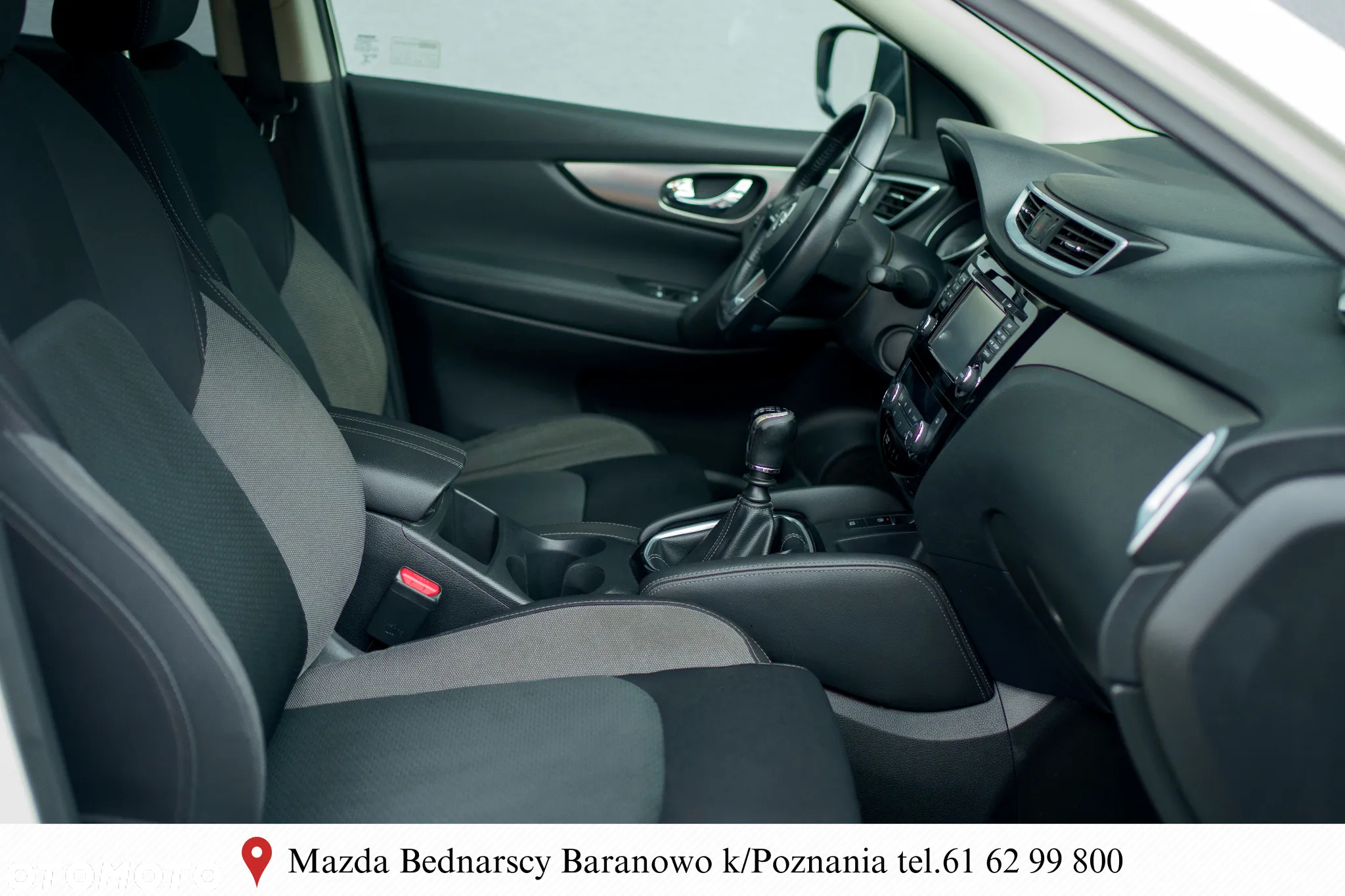Nissan Qashqai 1.3 DIG-T N-Connecta EU6d - 22
