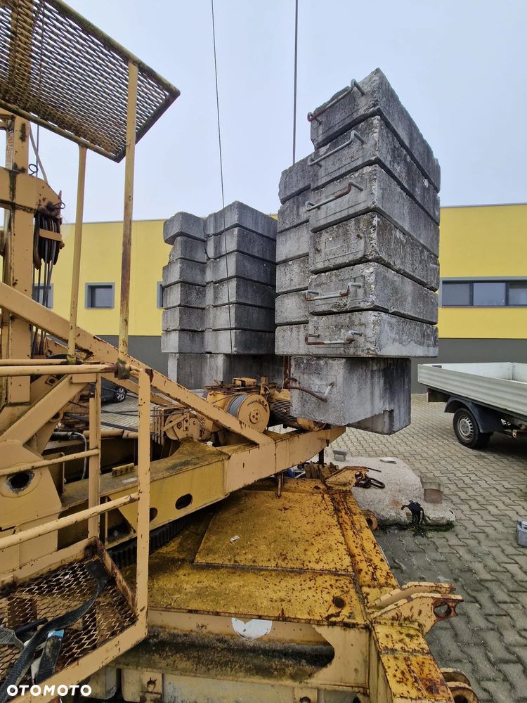 Liebherr 33K - 8
