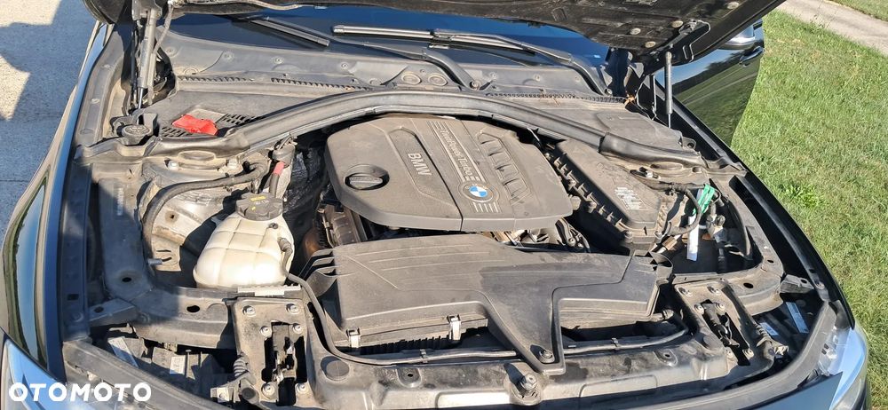 BMW Seria 3 318d - 21