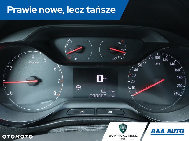 Opel Crossland X - 13