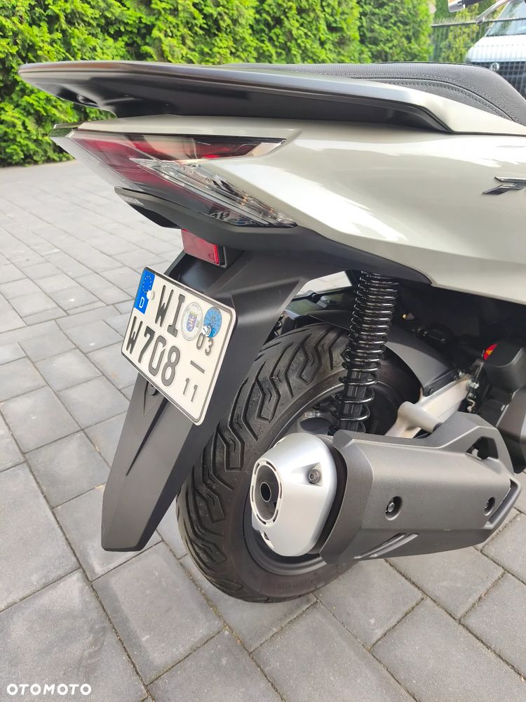 Honda PCX - 4