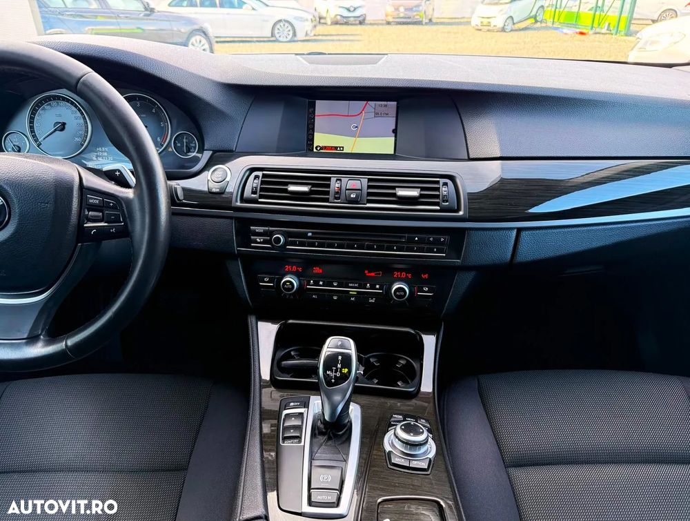 BMW Seria 5 520d Touring Aut. - 6