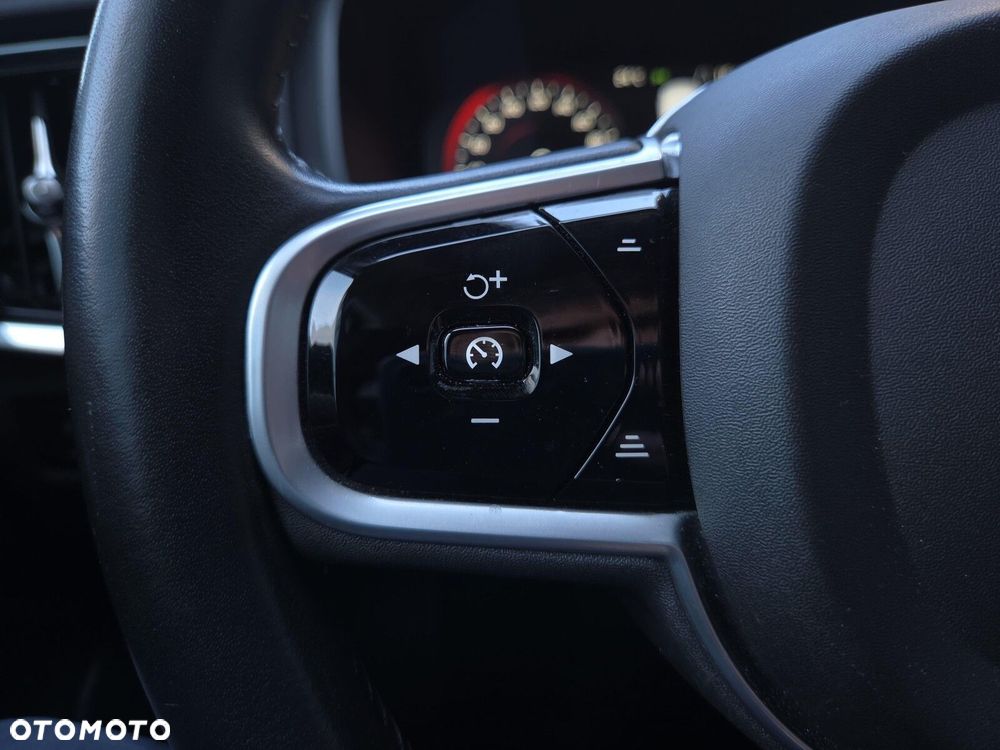 Volvo V90 D4 SCR Inscription - 18