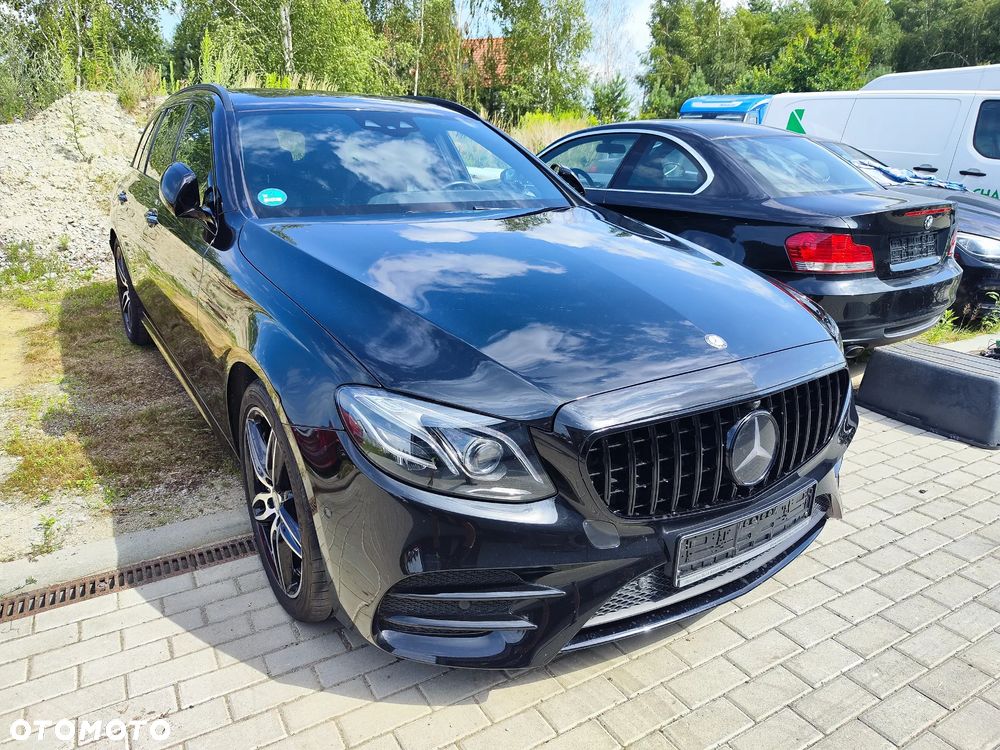 Mercedes-Benz Klasa E 220 d 9G-TRONIC AMG Line - 2