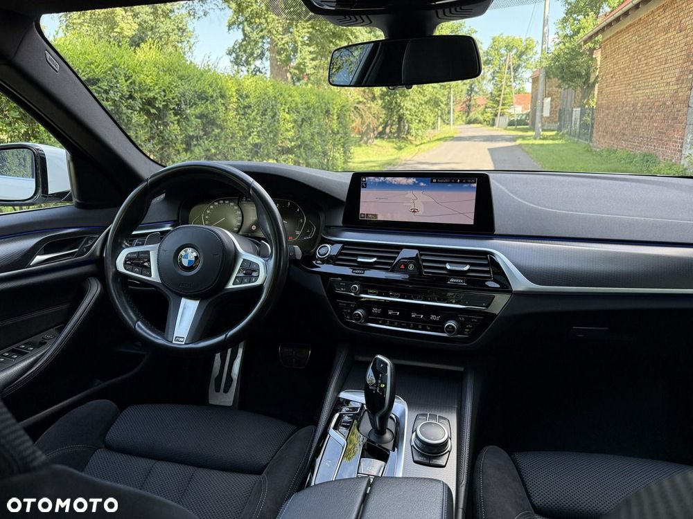 BMW Seria 5 530d mHEV M Sport sport - 15