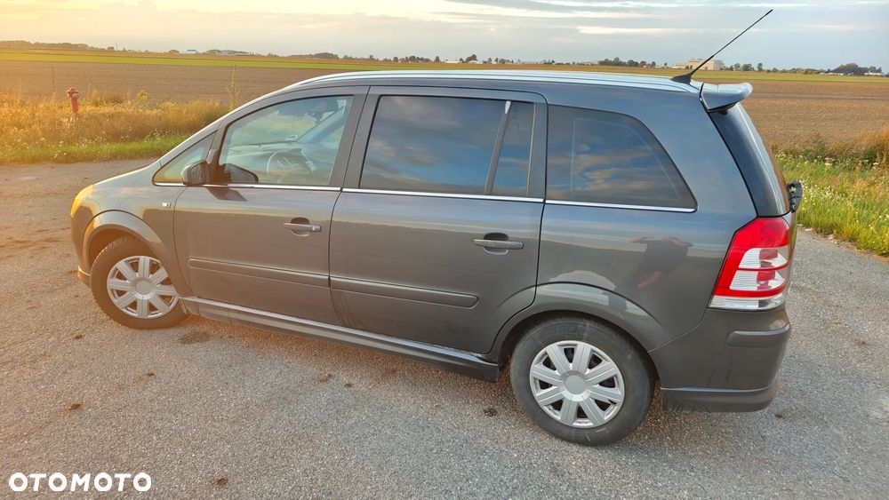 Opel Zafira - 6