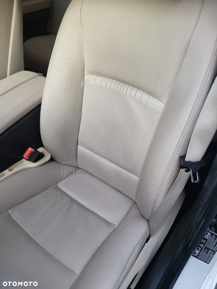 BMW Seria 5 528i xDrive Luxury Line - 18