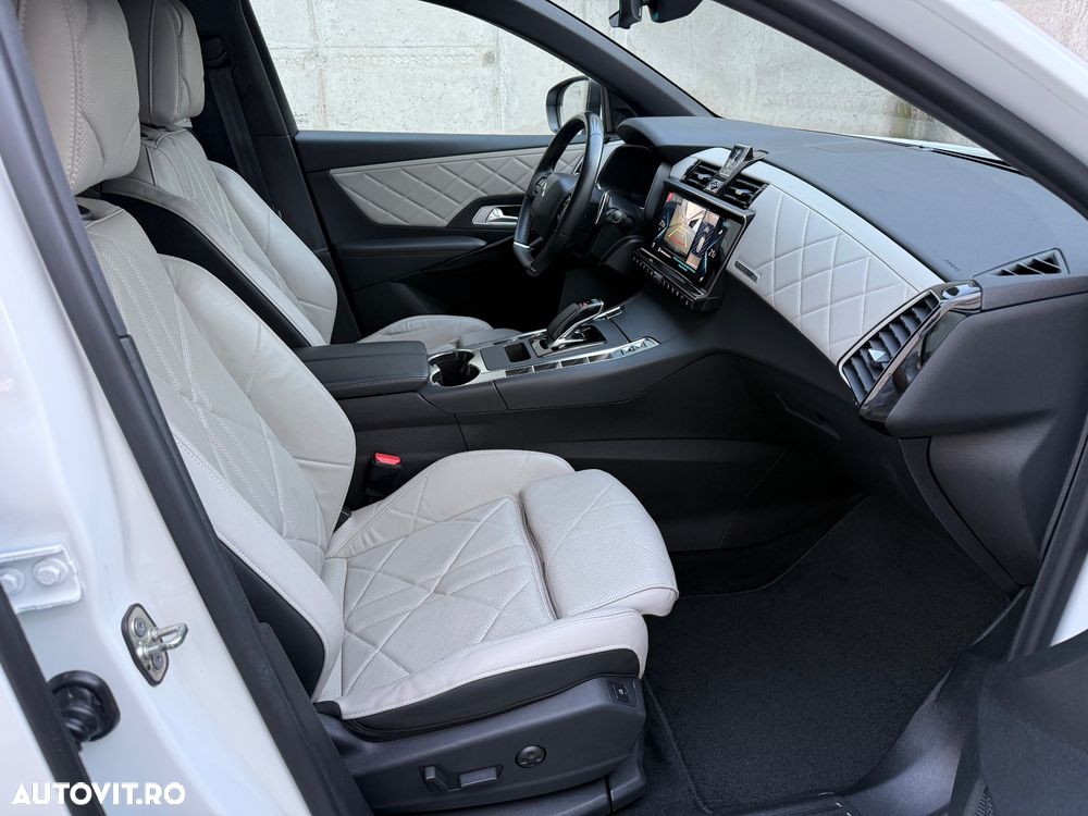 DS Automobiles DS 7 Crossback 4x4 300 RIVOLI - 34