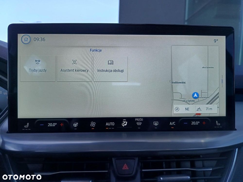 Ford Focus 1.0 EcoBoost Titanium - 32