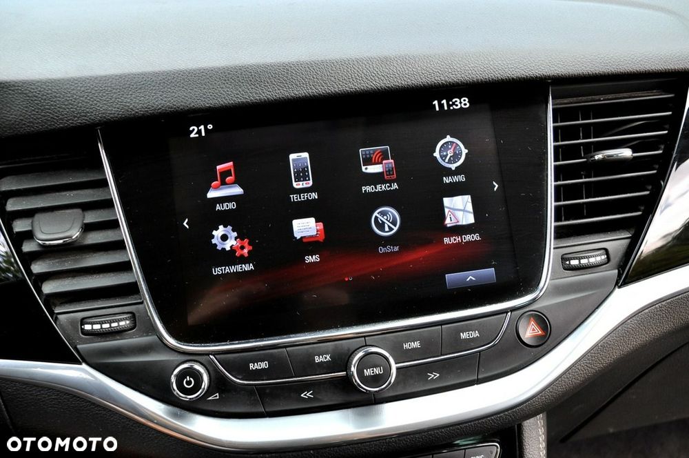 Opel Astra 1.4 T Dynamic S&S - 25
