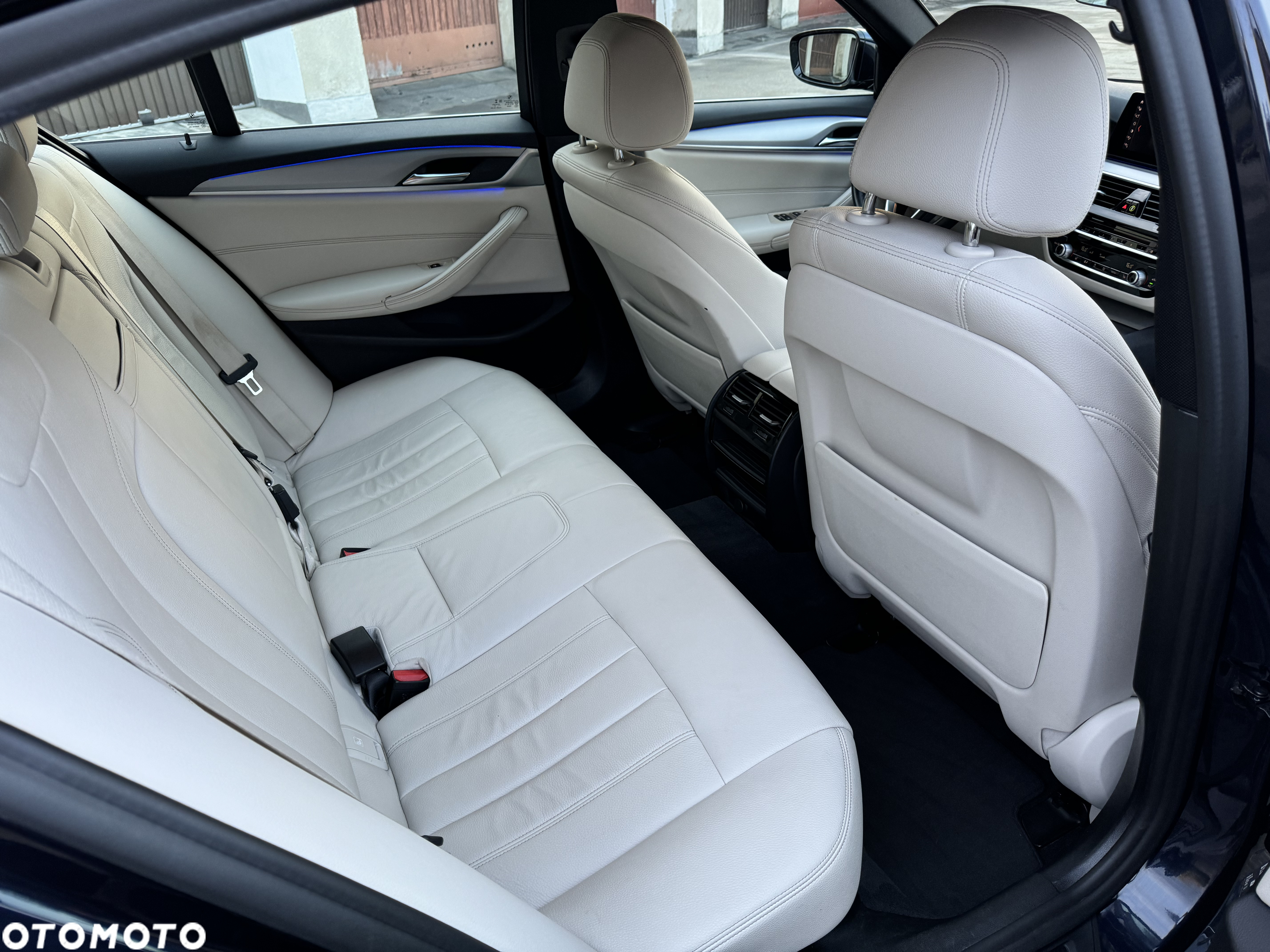 BMW Seria 5 520d - 11