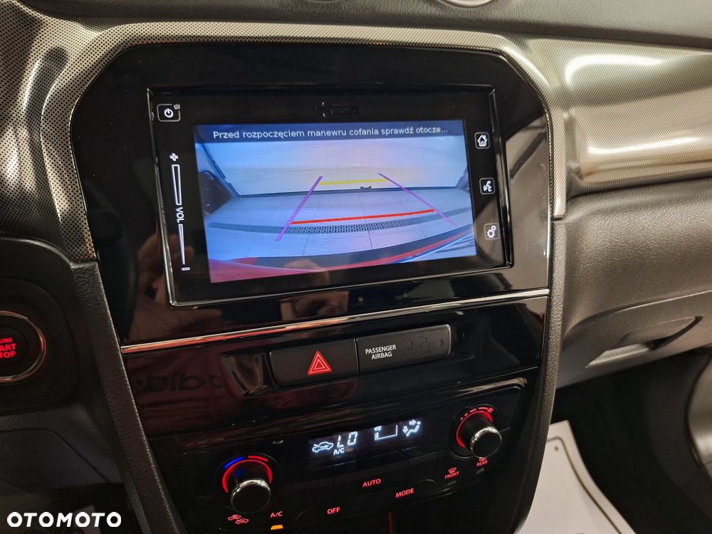 Suzuki Vitara 1.4 Boosterjet SHVS Premium 4WD - 31