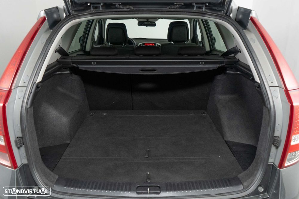 Kia Ceed SW 1.6 CRDi LX ISG - 11