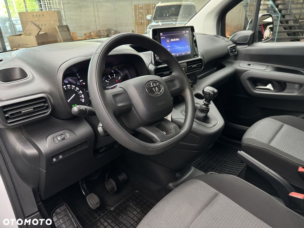 Toyota Proace City Verso 1.5 D-4D Business - 10