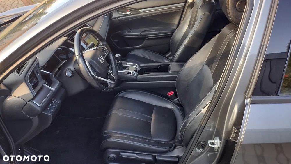 Honda Civic 1.5 i-VTEC Turbo Executive - 10